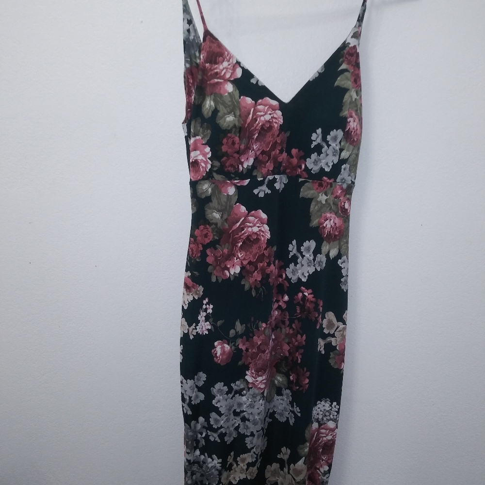 Floral tight green dress